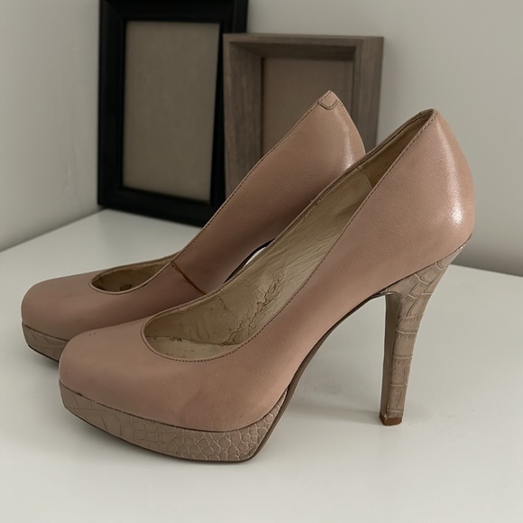 Beige Nine West Heels - Picture 2 of 5
